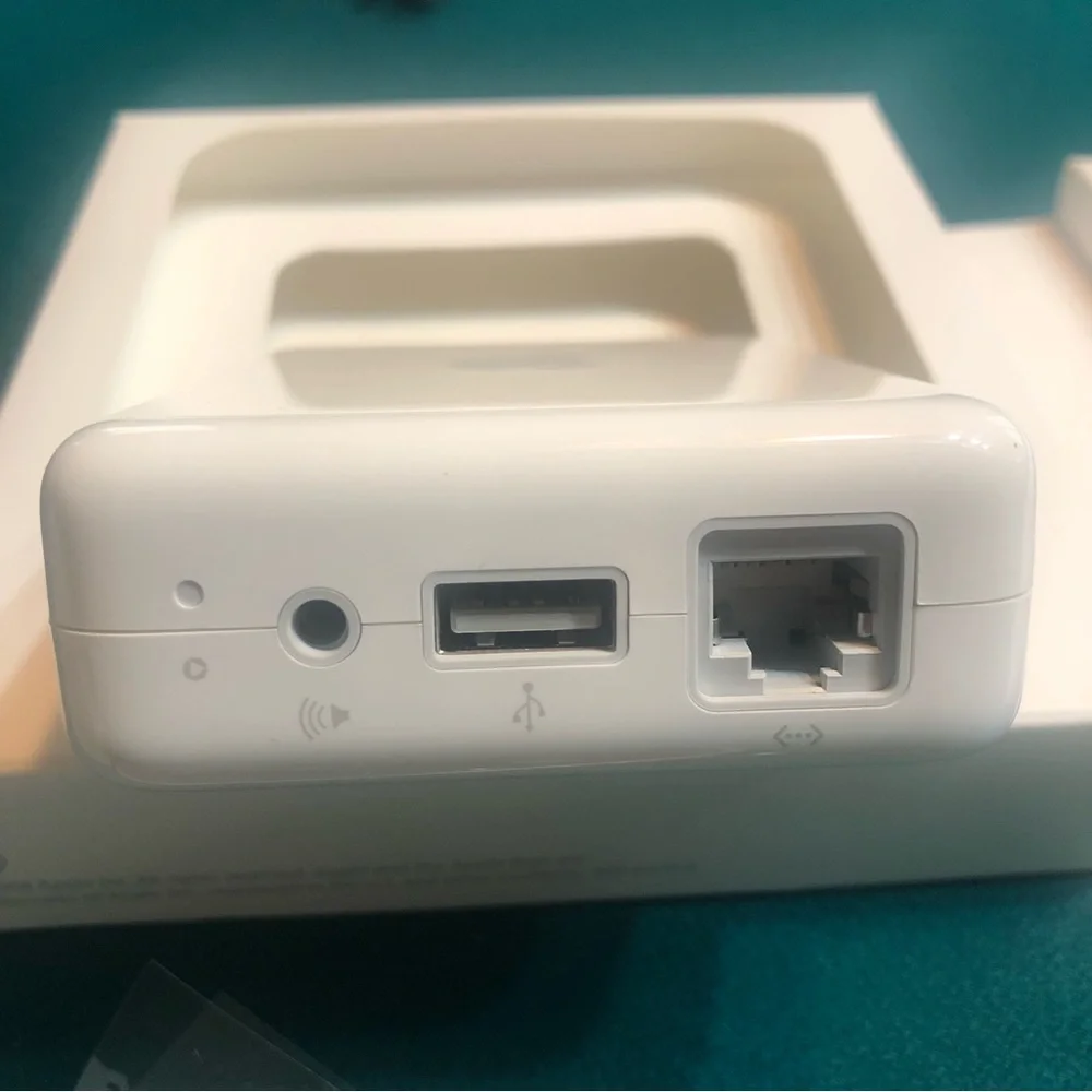Apple Airport Express A1264 Portable 802.11n Wi-Fi Wireless Network Router